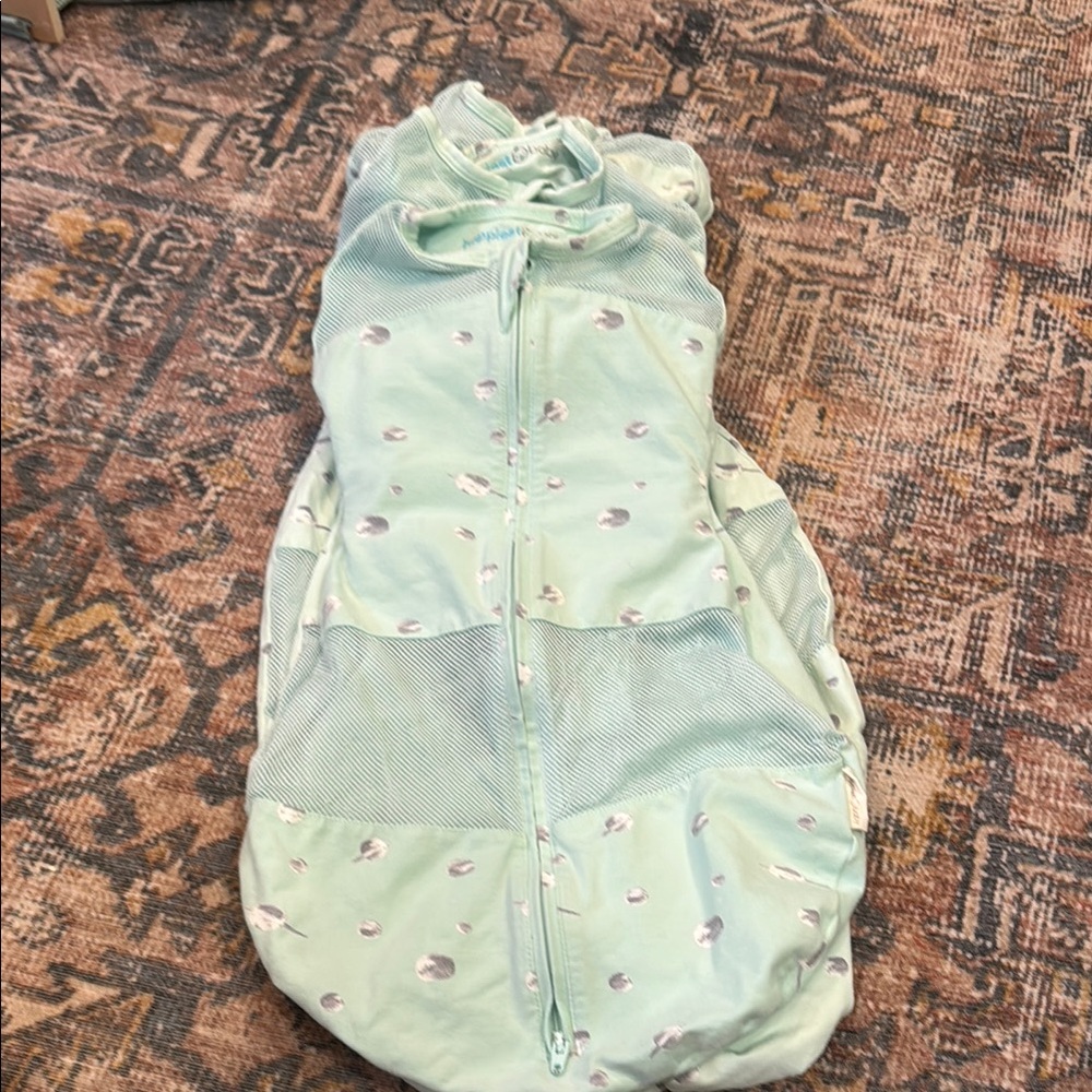 COPY - Happiest Baby Sleepea Swaddles - Mint Greem